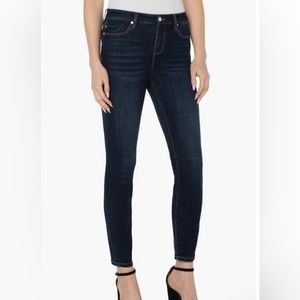 LIVERPOOL THE SKINNY ANKLE CORVUS DARK WASH JEAN SIZE 10/30